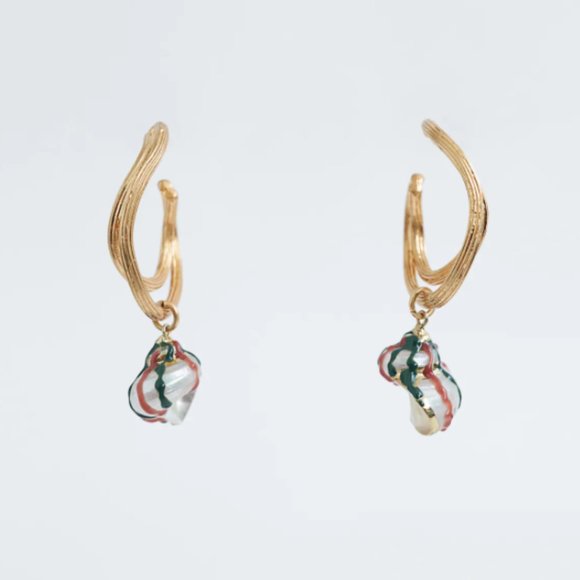 Gold seashell hoop earrings - Picture 1 of 5